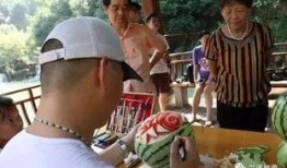 地下商场吃瓜群众,吃瓜群众的欢乐盛宴