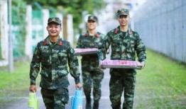 海科大军训吃瓜群众,吃瓜群众视角下的青春砺炼