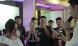 刁阿姨吃瓜群众视频大全