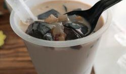 书亦烧仙草吃瓜群众,吃瓜群众的甜蜜解忧之旅