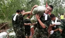 部队吃瓜群众小品视频,部队吃瓜群众小品视频，欢乐瞬间尽展军人风采