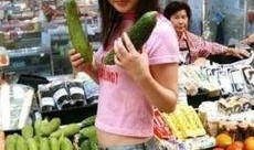 吃瓜群众观看美女图片