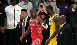 nba打架时的吃瓜群众,场边吃瓜群众见证的火爆瞬间