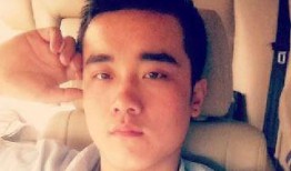 大笑打脸吃瓜群众视频,视频揭露真相瞬间