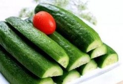 吃瓜群众黄瓜露脸照片高清,吃瓜群众黄瓜露脸瞬间，网友直呼太惊艳！