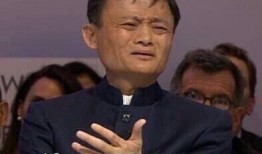 傍晚吃瓜群众的说说搞笑,吃瓜群众的欢乐时光